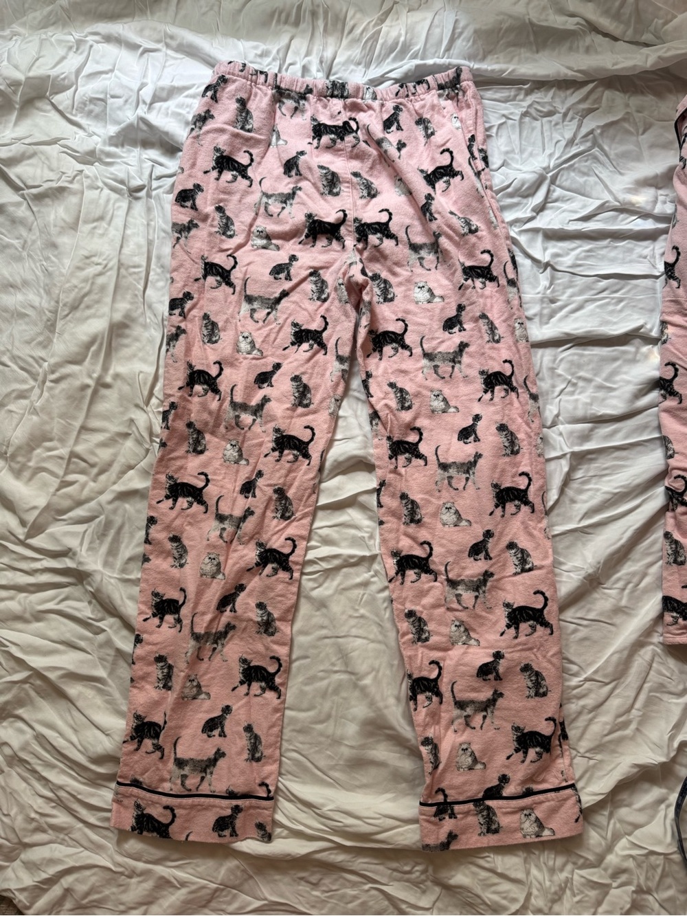 Pink Cat-Print Pajama Set - Picture 3 of 3